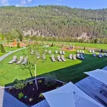 Truyenhof 4*