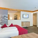 Hotel Truyenhof 4*