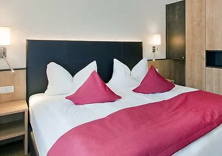 Truyenhof Hotel