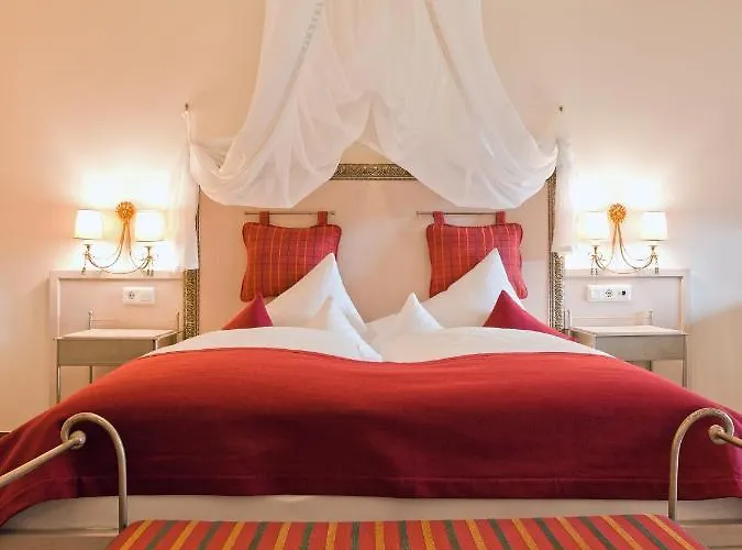 Truyenhof リート・イム・オーバーインタール