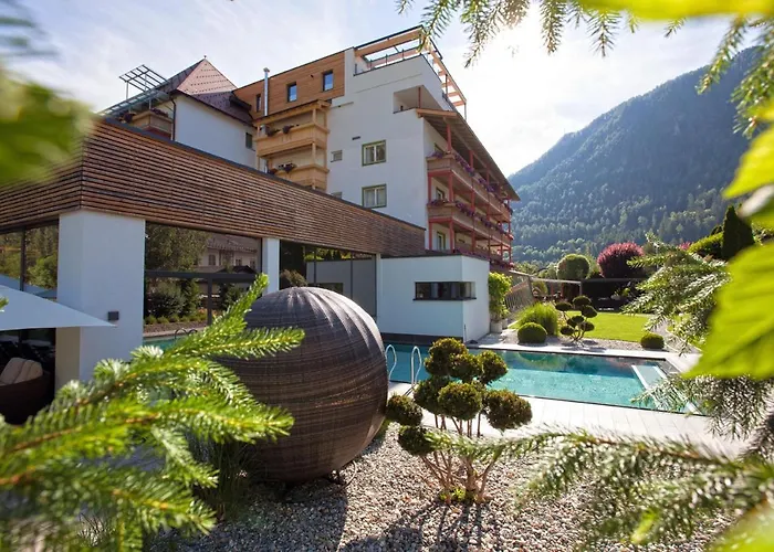 Truyenhof ホテル 4*