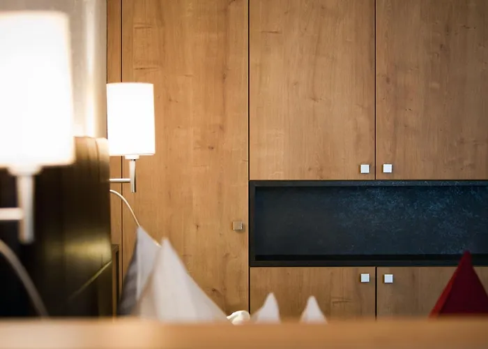 Truyenhof 4* リート・イム・オーバーインタール