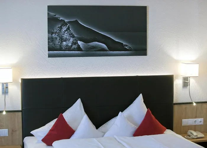 Truyenhof ホテル 4*