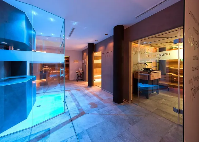 Truyenhof ホテル 4*