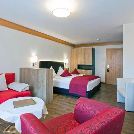 Truyenhof Hotel