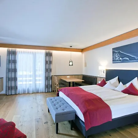Otel Truyenhof 4*