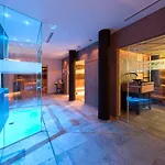 Truyenhof Hotell 4*