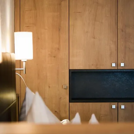 Truyenhof 4* ريد إم أوبيرينتال